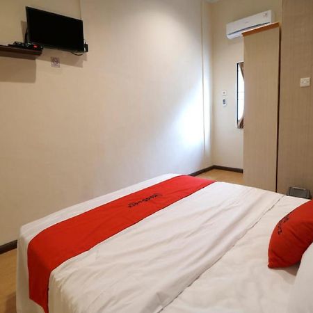 Reddoorz Plus Near Universitas Sumatera Utara Medan Eksteriør bilde