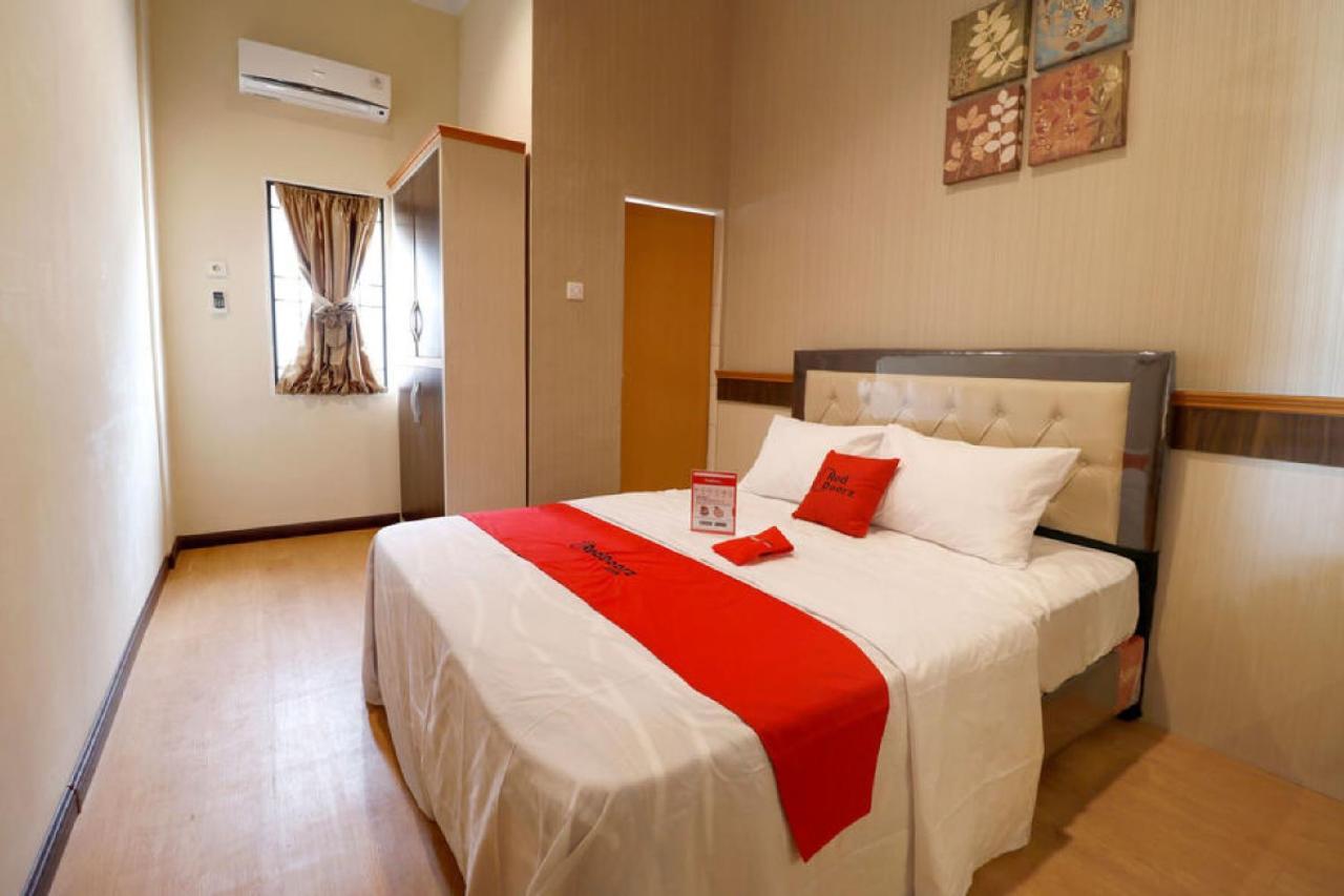 Reddoorz Plus Near Universitas Sumatera Utara Medan Eksteriør bilde